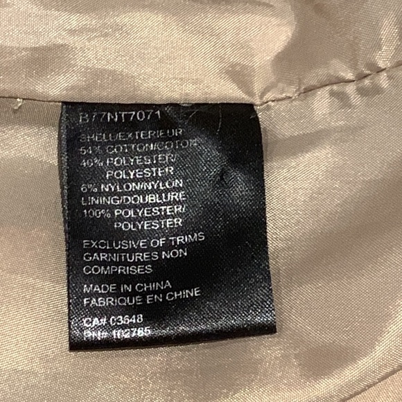 Classic trench coat by Sandra Angelozzi - Picture 7 of 8